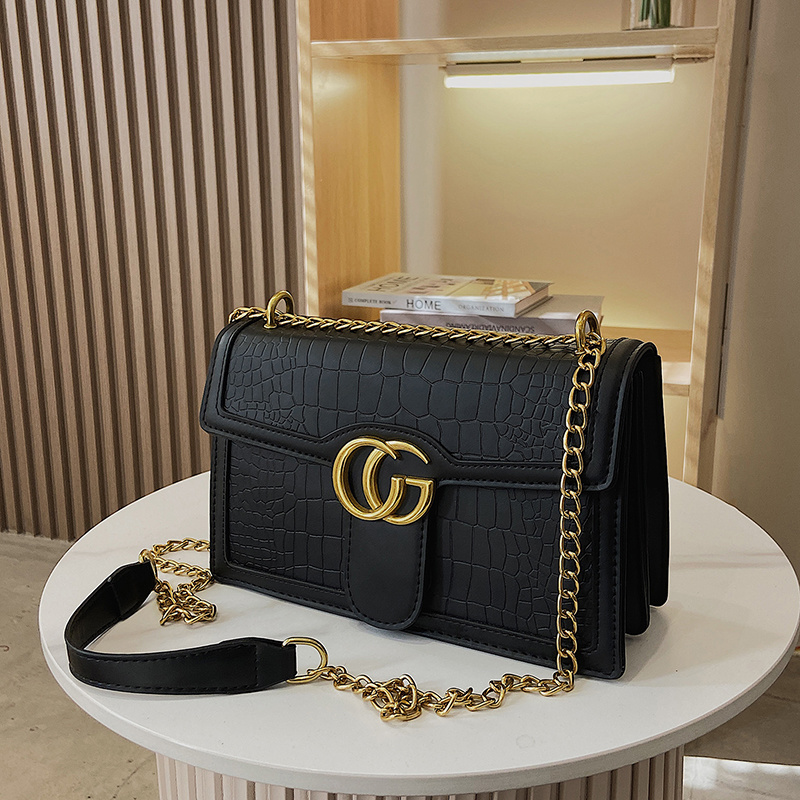 Luxury Quilted Bags - กระเป๋าใต้วงแขนระดับไฮเอนด์สำหรับผู้หญิงปี 2026 - เทรนด์แฟชั่นพร้อมสายโซ่ลายนูน - กระเป๋าสะพายไหล่เดี่ยวหรือสะพายข้างอเนกประสงค์