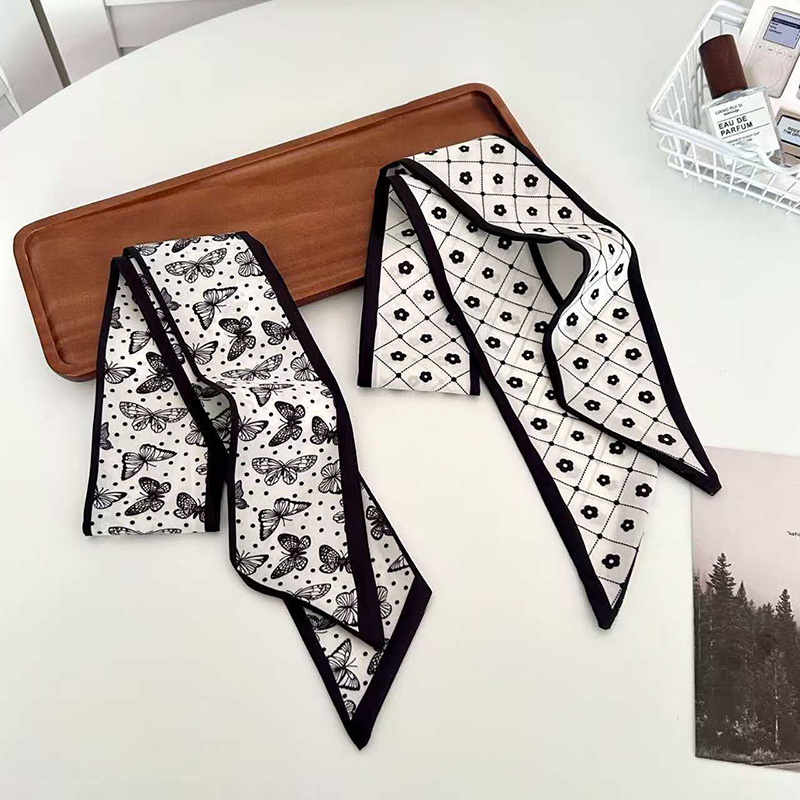 ผ้าพันคอไหมขนาดเล็ก ลายผีเสื้อ - Luxury Bags Brand บทวิจารณ์และราคา