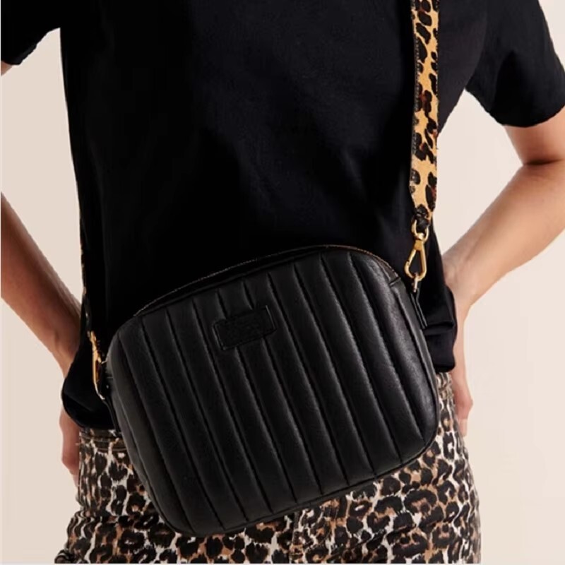 กระเป๋าหนัง PU สะพายข้าง กระเป - Luxury Quilted Bags บทวิจารณ์และราคา